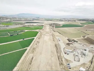  ?? DIARIO DE ALMERÍA ?? Obras de la línea de Alta Velocidad entre Almería y Murcia.