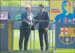 Laporta y Oliver avalan para poder inscribir a Koundé | AS (Catalunya ...