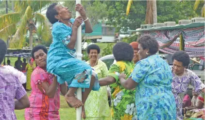  ?? Photo: Josaia Ralago ?? The women of Bua entertains the crowd.