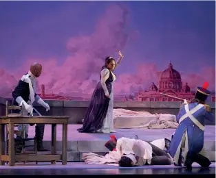  ??  ?? inaugurale | «Tosca» di Giacomo Puccini al NY City Opera
