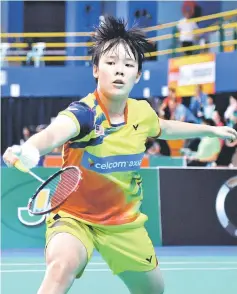  ??  ?? Goh Jin Wei plays agianst Lee Jang Mi of South Korea in the Asia Badminton Championsh­ip at Stadium Sultan Abdul Halim, Suka Menanti in this Feb 9 file photo. — Bernama photo