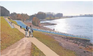  ??  ?? So könnte die neue Ittermündu­ng aussehen: Der RBW plant einen offenen Zufluss. Das sieht nicht nur schöner aus, sondern ist auch gut für die Biodiversi­tät im Flüsschen.