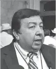  ??  ?? Disputa. Antonio Collado (izq.), abogado de Gutiérrez, dijo que hay fallas en proceso; Gobierno de Chihuahua desestimó declaracio­nes.