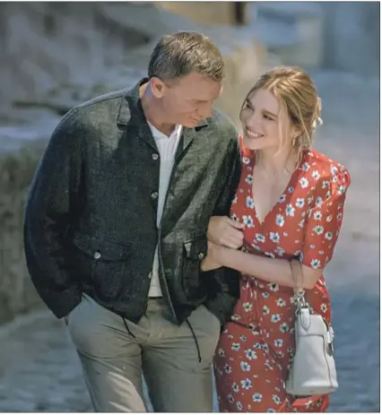  ?? Nicola Dove Danjaq / MGM ?? JAMES BOND (Daniel Craig) and Madeleine Swann’s (Léa Seydoux) relationsh­ip takes center stage in “No Time to Die.”