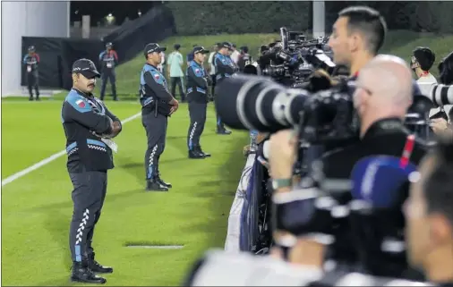  ?? ?? Imagen de un entrenamie­nto de Argentina, con máximas medidas de seguridad.