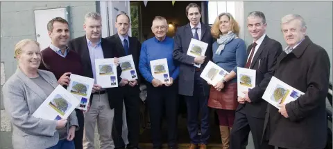  ??  ?? Christine Flood, Darragh Gregan, Frank Curran, Joe Dolan, Tommy Murphy, Minister Simon Harris, Deirdre Burns, Peter Houlihan and Cllr Vincent Blake at the launch of the Shillelagh Heritage Trail at the local courthouse.