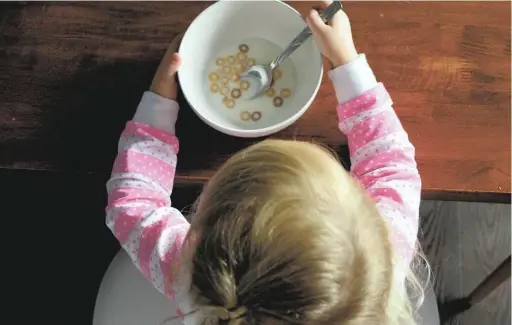  ??  ?? CONTROL: Being forced to ‘clear the plate’ can lead youngsters to lose their ability to follow their own hunger cues, promoting overeating in later years.