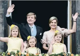  ?? PASCAL LE SEGRETAIN / GETTY ?? 1. Países Bajos. Amalia, Alexia y Ariane, en la coronación de Guillermo de Orange.
2. España. La princesa Leonor y la infanta Sofía, el día de la Hispanidad del 2018.
3. Colombia. El presidente