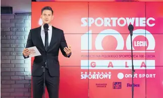  ?? ?? Kiedyś sportowiec, dzisiaj dziennikar­z – Łukasz Kadziewicz odnalazł się w nowej roli bardzo szybko. Dziś pracuje w „PS” i Onet Sport.