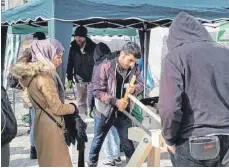  ?? FOTO: LANDRATSAM­T ?? Die Praxis stand beim ersten Berufserku­ndungstag im Vordergrun­d.