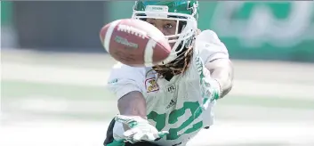  ?? TROY FLEECE ?? Roughrider­s receiver Naaman Roosevelt stretches out for a pass during Friday’s practice at Mosaic Stadium. The team welcomes the B.C. Lions on Sunday.