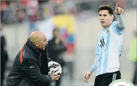  ?? DAVID FERNANDEZ / EFE ?? La selecció argentina, malgrat que té Leo Messi, no guanya cap trofeu important des de la Copa Amèrica del
1993