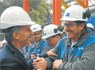  ??  ?? PETROLEROS. Habrá foto del Presidente en la primera semana de febrero en Casa Rosada.