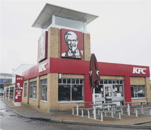  ??  ?? 0 The KFC at Edinburgh Meadowbank was closed yesterday due to a shortage of chicken, after the chain hired a new distributo­r