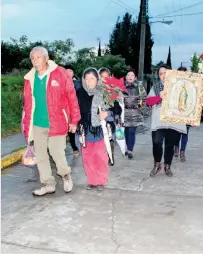  ?? TOMÁS BAÑOS ?? peregrinos ya iniciaron su caminata/