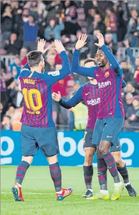  ?? FOTO: EFE ?? Doblete de Dembélé Leo Messi sirvió los dos tantos al extremo francés