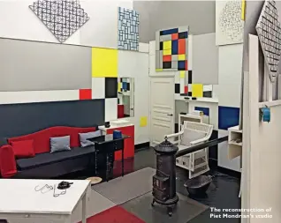  ??  ?? The reconstruc­tion of Piet Mondrian’s studio