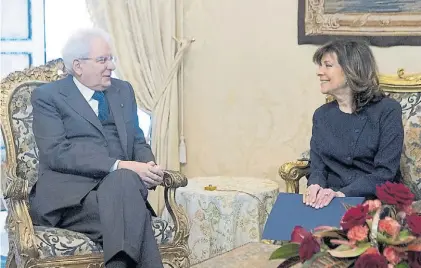  ?? DPA ?? Reunión. El presidente italiano Sergio Mattarella, ayer, con la titular del Senado, Elisabetta Casellati.