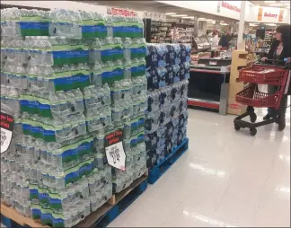  ?? MEDIANEWS GROUP FILE PHOTO ?? There was ample bottled water for sale Tuesday, March 17at the North End Redner’s.