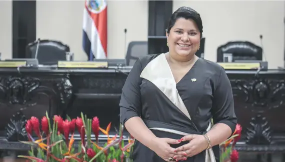  ?? “Costa Rica está en deuda con los derechos humanos por este tema, y cada día que pasa esa deuda aumenta, cada vez es más grande la violación de los derechos humanos de las mujeres, y con el atraso, el presidente lo permite”, dijo Paola Vega, diputada del  ??