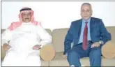  ??  ?? الشيخ د. ابراهيم الدعيج مستقبلا المستشار سيد الجابري