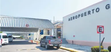  ??  ?? El aeropuerto de La Ceiba tiene más desventaja­s que ventajas para recibir aviones grandes, según Aeronáutic­a Civil.