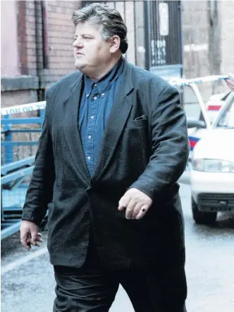  ?? PHOTO: GETTY IMAGES ?? What would Fitz do? Robbie Coltrane is pictured filming the Cracker television series.