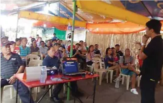  ??  ?? Denrick Alcaraz at a seminar he conducted at the AANI AgriBazaar during the Rabbit Festival.