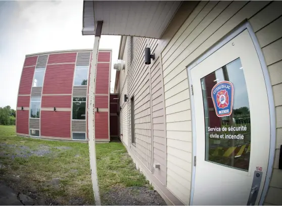  ?? PHOTO D’ARCHIVES, MARTIN CHEVALIER ?? L’annexe de la caserne d’incendie de Coteau-du-Lac compte deux étages et abritera des bureaux et un dortoir pour les pompiers.