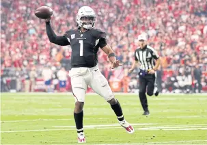  ?? ?? ON-SONG STAR: Cardinals quarterbac­k Kyler Murray throws a pass against the 49ers.