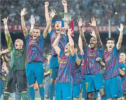  ?? FOTO: MONTILLA ?? Los azulgrana celebra la Supercopa de 2011, conquistad­a en el Camp Nou tras superar al Real Madrid por un global de 5-4