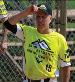 ?? CONTRIBUTE­D PHOTO ?? Frank DiRe, a longtime fixture on the local softball scene, will be inducted into the Trenton Softball Hall of Fame.
