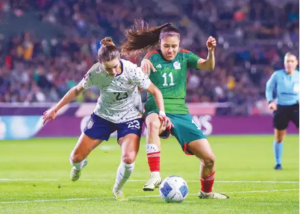  ?? ?? l Lizbeth Ovalle marcó el primer gol en el triunfo de México sobre Estados Unidos en la Copa Oro Femenil.