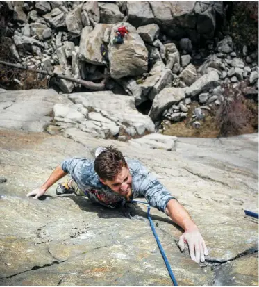  ??  ?? Above: Graham Collingwoo­d at the crux of Yellow Sling 5.10b, Kinnaird Bluffs