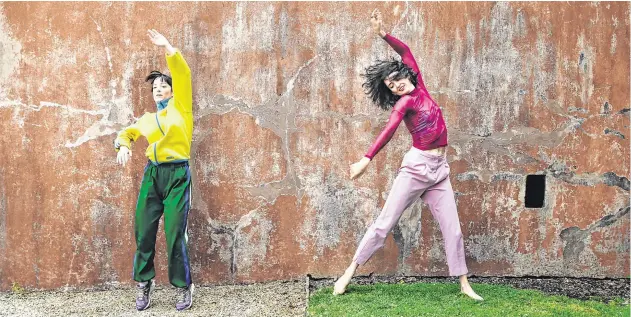  ?? PHOTO: PHOTOCALL IRELAND ?? Dancing queens: Lucia Kickham (left) and Rachel Ní Bhraonáin at IMMA during the Dublin Fringe Festival programme launch yesterday.