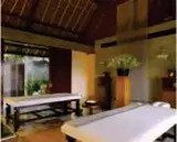  ??  ?? “SITUATED ON BALI’S SOUTHERN PENINSULA ON A HILLSIDE OVERLOOKIN­G THE INDIAN
OCEAN AND NUSA DUA, AMANUSA IS JUST 20 MINUTES FROM DENPASAR AIRPORT”