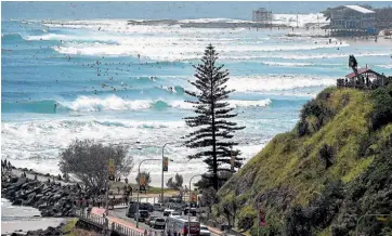  ?? PHOTO: GETTY IMAGES ?? Temperatur­es will hover above 21C on the Gold Coast if you’re planning a dip in the Tasman.