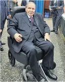 ?? Foto: AP / Sidali Djarboub ?? Abdelaziz Bouteflika im Mai 2017 bei der Parlaments­wahl.