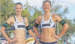  ?? FOTO: LEARN2BEAC­H ?? Die Spielerinn­en Sandra Ittlinger (l.) und Teresa Mersmann treten bei der RP Beach Challenge an.