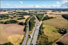  ?? ?? 287 bilister har trykket for hårdt på speederen, mens de er kørt forbi vejarbejde­t på Østjyske Motorvej. Foto: Vejdirekto­ratet