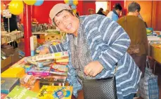  ?? Photo / Christine McKay ?? Vanessa Hape was after puzzles and books for Skoolz Out at Pips, a holiday and after school centre, last Wednesday at the Lions’ book sale.