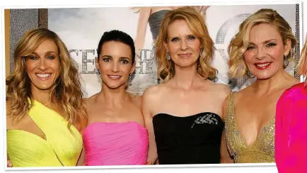  ??  ?? GIRL GANG: Sarah Jessica Parker, far left, with her Sex And The City co-stars Kristin Davis, Cynthia Nixon and Kim Cattrall. Right: Author Candace Bushnell
