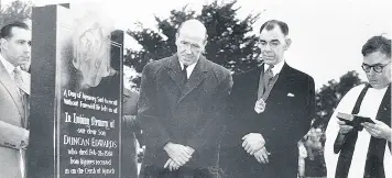  ??  ?? Matt Busby at the unveiling of Duncan Edwards’s headstone, October 4, 1958