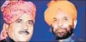  ?? HT FILE ?? BJP leader Anil Parihar (L) and his brother Ajeet Parihar