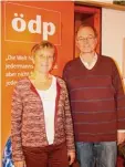  ?? Foto: ÖDP ?? Die Direktkand­idaten für den Landtag, Gabriele Olbrich Krakowitze­r, und den Bezirkstag, Wolfgang Müller.