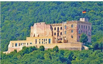  ?? FOTO: ANSPACH/DPA ?? Auf dem Hambacher Schloss bei Neustadt an der Weinstraße ist an diesem Samstag ein „Neues Hambacher Fest“geplant – mit Rednern wie Thilo Sarrazin und Vera Lengsfeld. Dagegen regt sich nun auch Widerstand im Saarland.