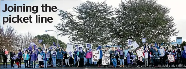  ?? ANDY JACKSON/STUFF ?? Nurses from New Plymouth take part in yesterday’s 24-hour strike.