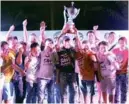  ?? Photo: PR Phuket ?? The Chiang Rai Northern Lions team celebrate with the trophy.