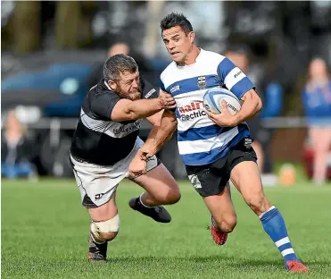  ?? GETTY IMAGES ?? Dan Carter made a final appearance for his beloved Southbridg­e club in the Ellesmere Division 1 final last September.