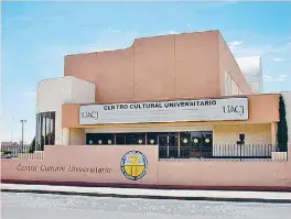  ??  ?? La comunidad niversitar­ia de la UACJ eligió nuevo rector.